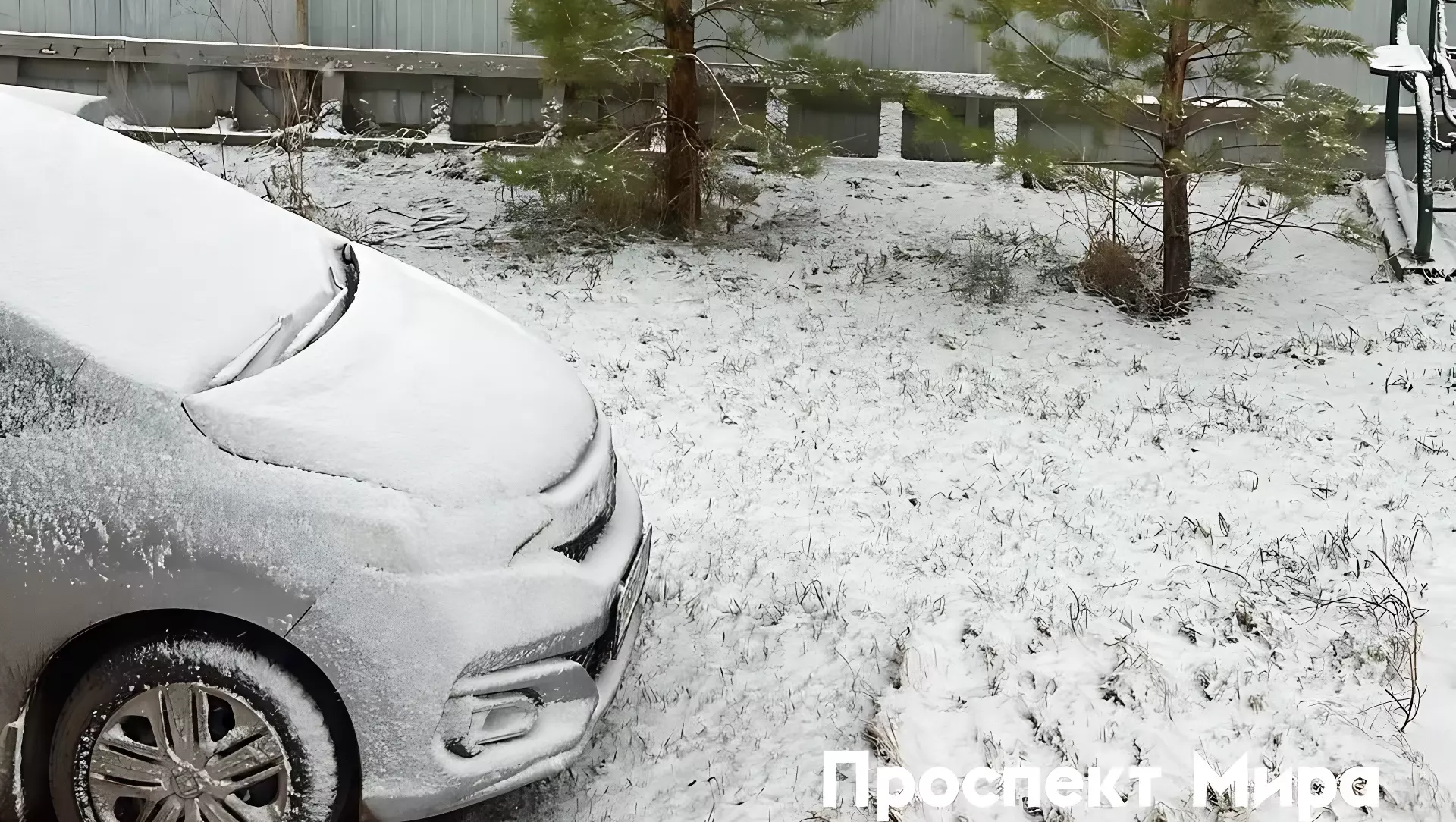В Красноярске выпал апрельский снег. Как обстановка на дорогах?